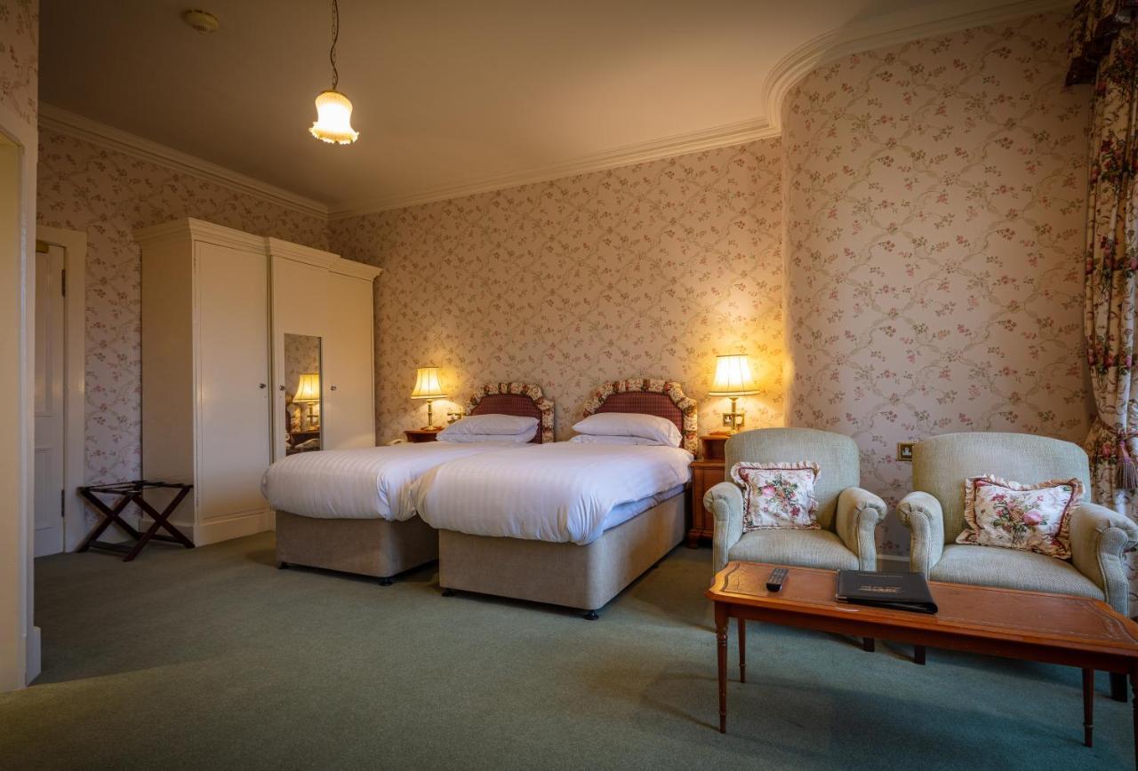 Glengarry Castle Hotel Invergarry Dış mekan fotoğraf