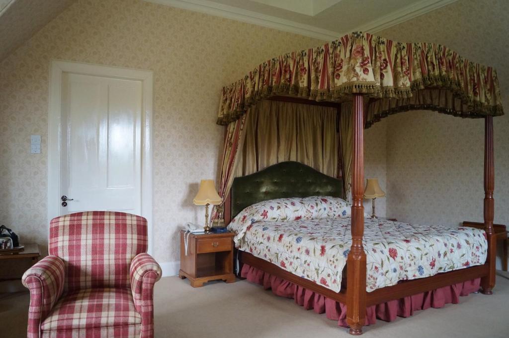 Glengarry Castle Hotel Invergarry Oda fotoğraf